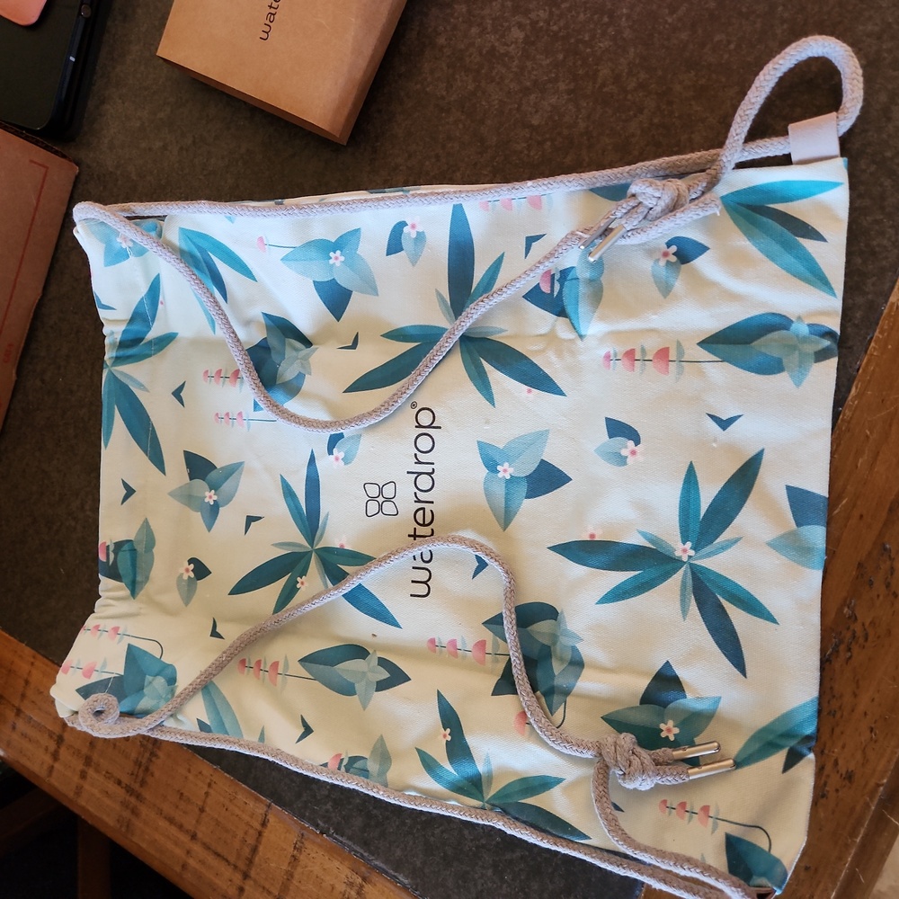 Waterdrop Drawstring Backpack - Picture 4 of 8